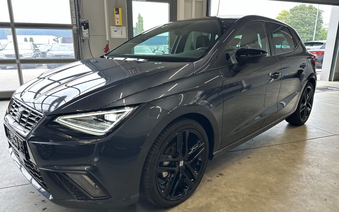 Seat Ibiza 1.0TSI DSG FR Kamera 18´´ Alcantara LED