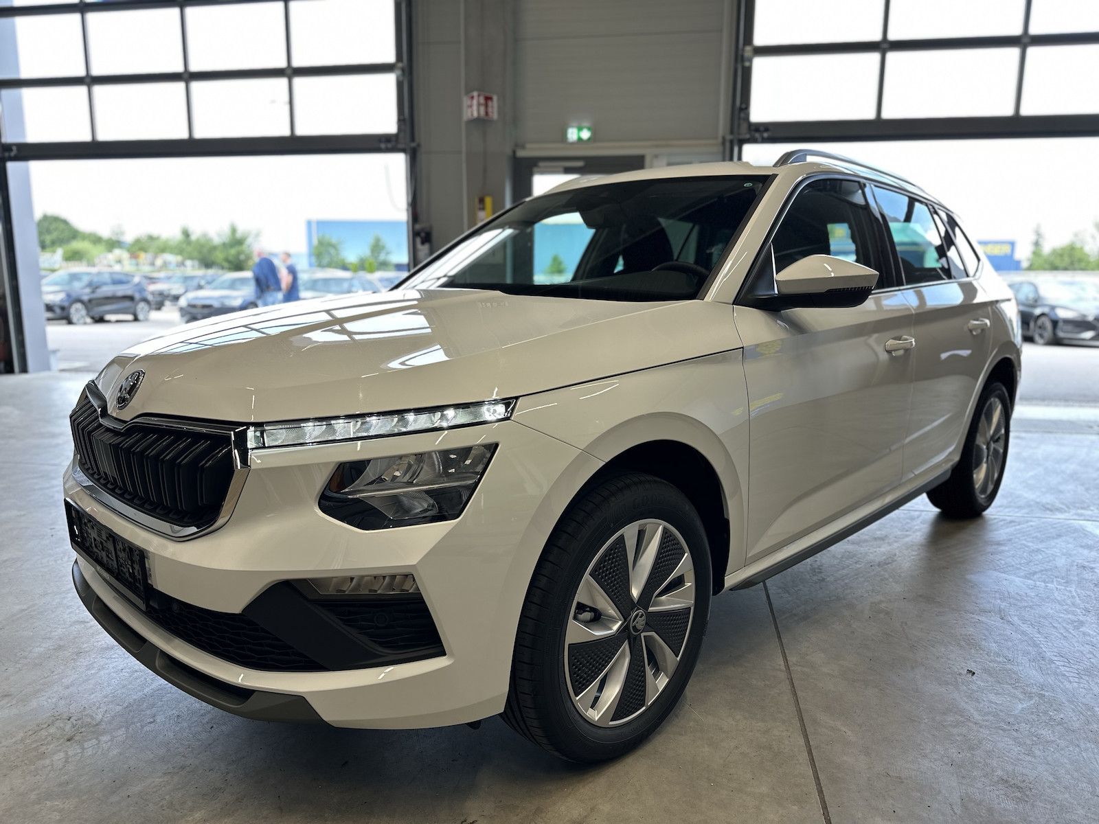 Skoda Kamiq 1,0TSI DSG 130 Jahre Premium AHK 5J.Gar.