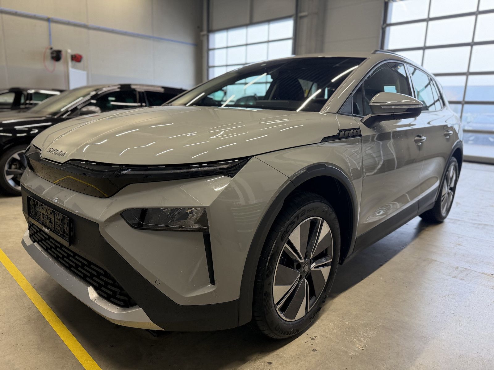 Skoda Elroq 50 Studio AHK Navi 19´´ Alu 4J.Garantie