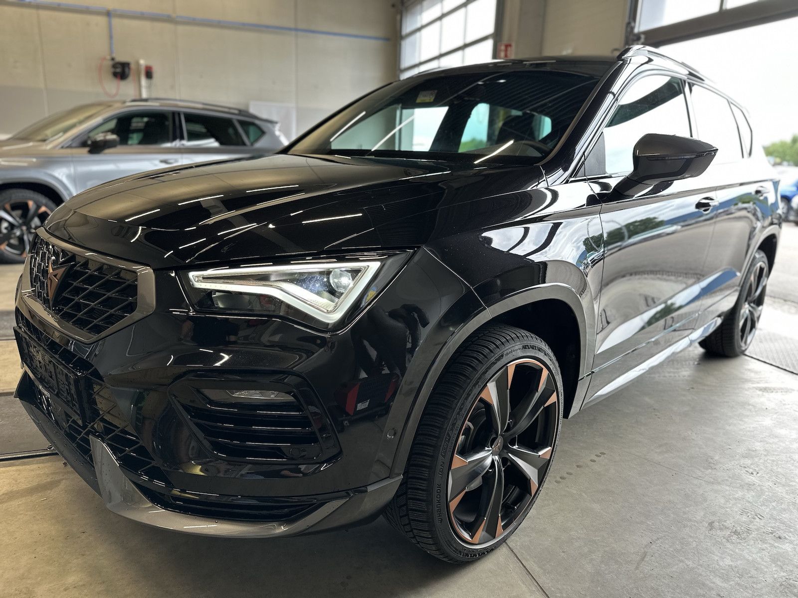 Cupra Ateca 1,5TSI DSG AHK Assist XL 19´´ el.Heckkl.