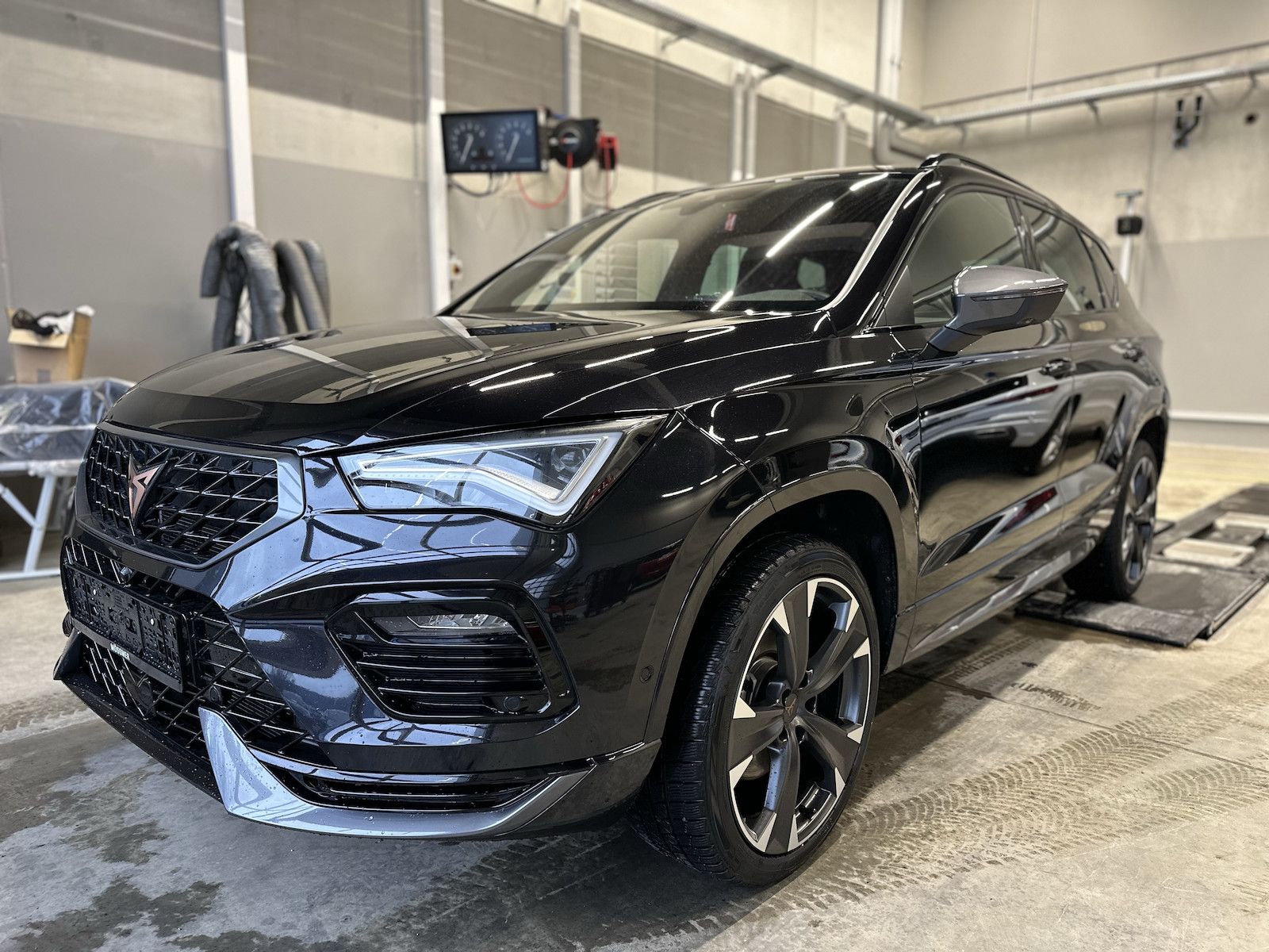 Cupra Ateca 1,5TSI DSG AHK Assist XL WSS heiz. 5J.Gar.