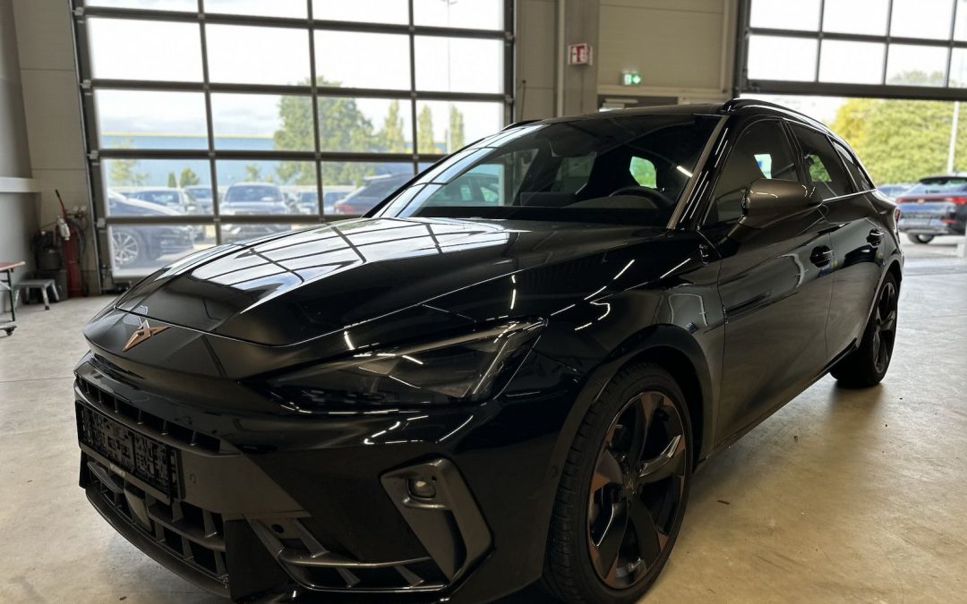 Cupra Leon ST 1.5eTSI DSG Skyline Dynamic Matrix AHK