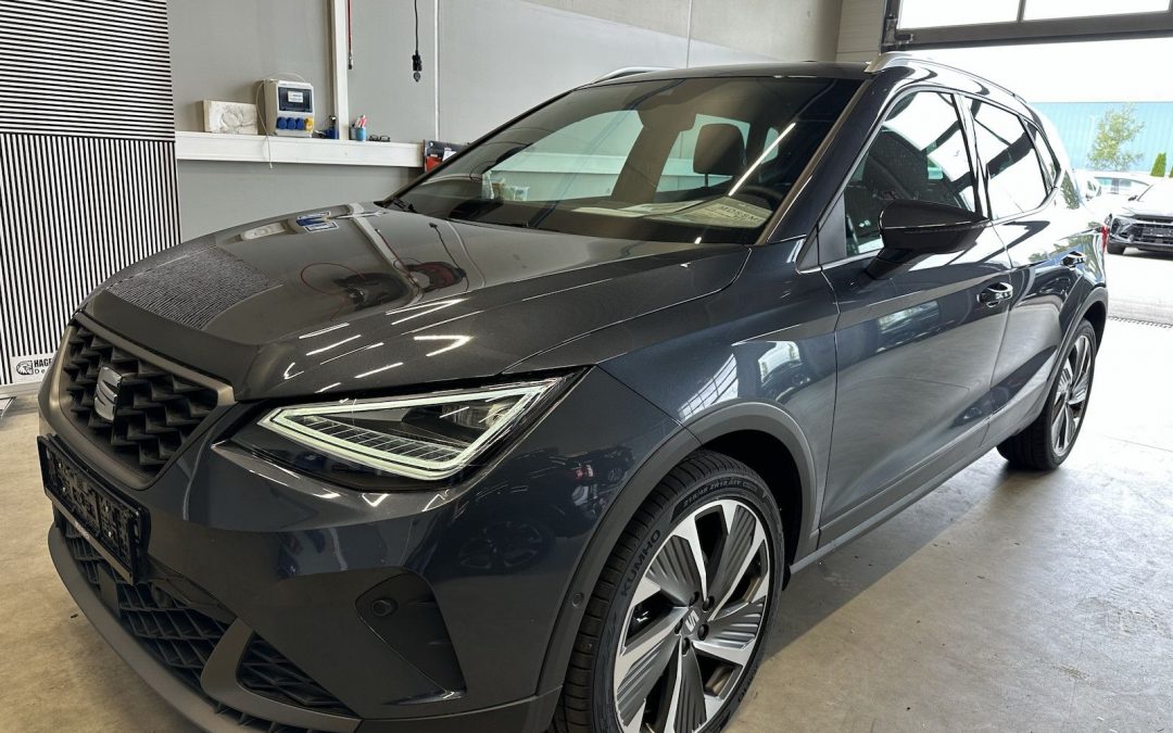 Seat Arona 1,0TSI DSG FR 18´´AHK Alcant. Full LED NAV