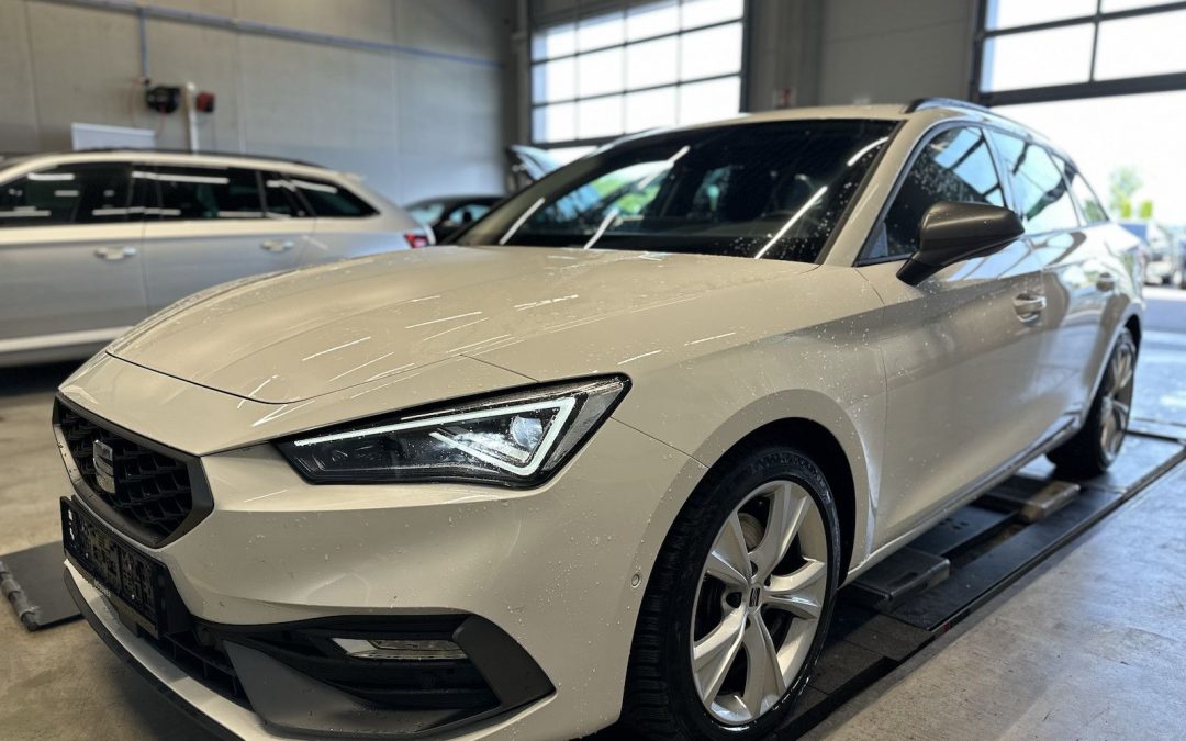 Seat Leon ST 2.0TDI DSG FR Assist XL NAVI Matrix