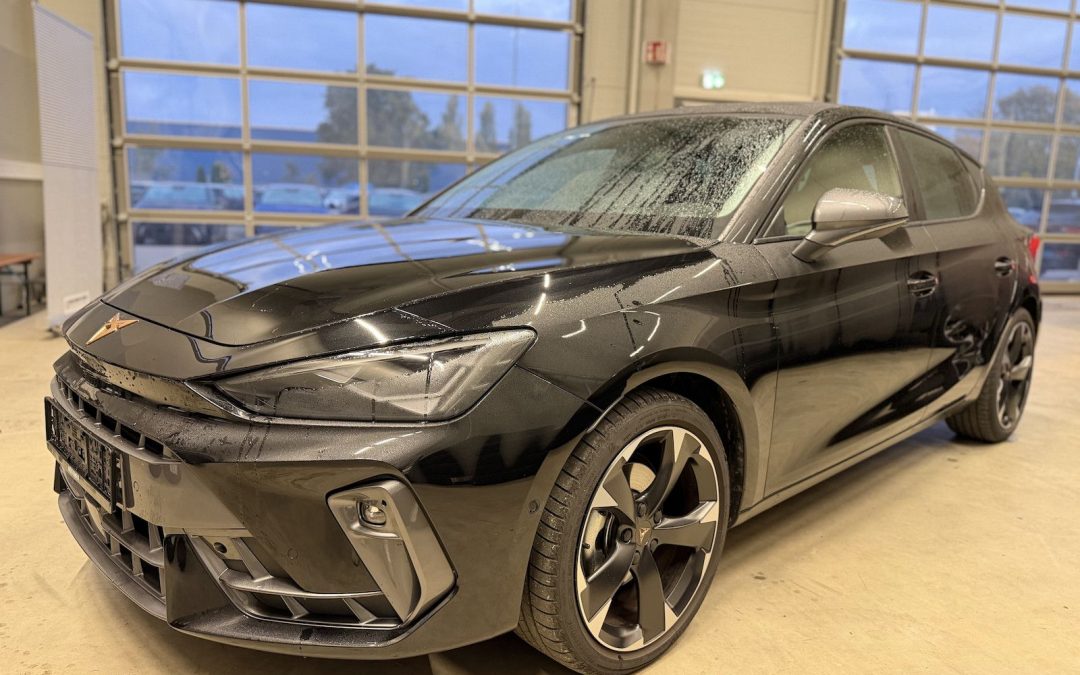 Cupra Leon 1.5eTSI DSG Pano Matrix Dinamica Navi