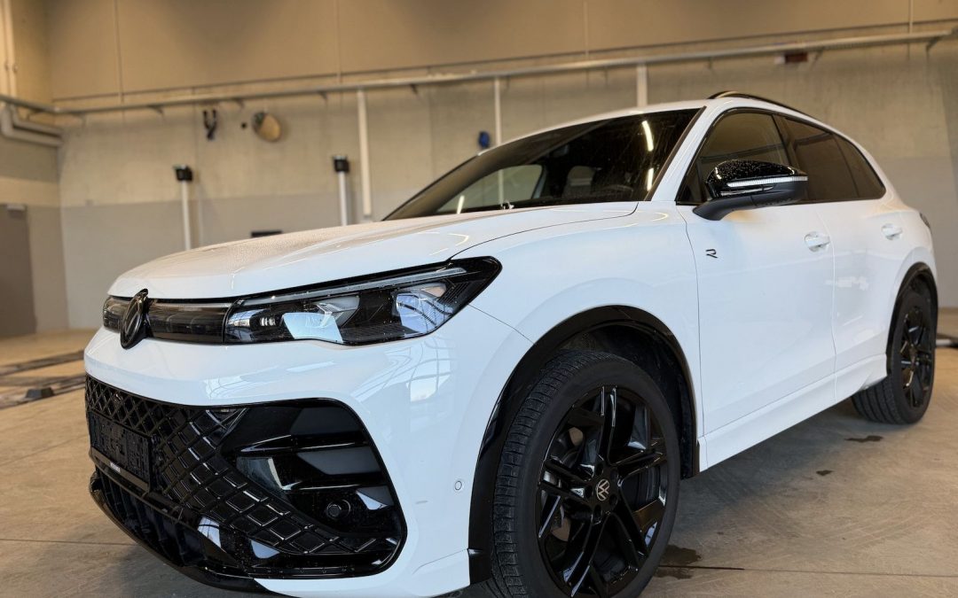 Volkswagen Tiguan 1.5eTSI DSG R-Line Black Disc.Pro Max 20´